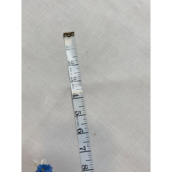 Vtg Handmade Embroidered Needlepoint Small Tablecloth Floral Ribbons Pink Blue 3 - Picture 5 of 12